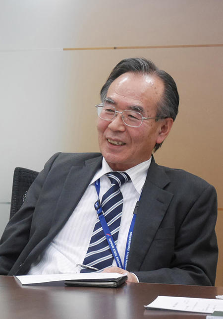 砂川さん(横450).jpg